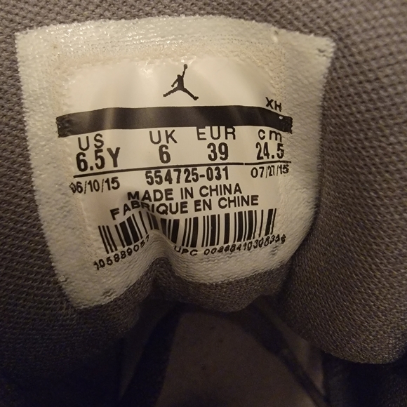 🟡NIKE Air Jordan 1 Retro Mid GS (6.5Y, 'Cool Grey Wolf Grey') - Picture 11 of 11
